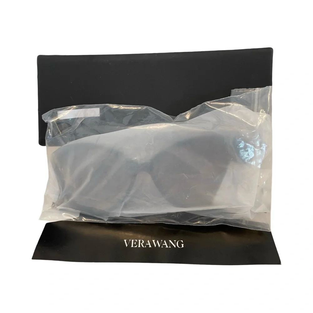 NWT Vera Wang Women's Cat Eye Sunglasses V442 - 54mm - Black - Picture 3 of 4